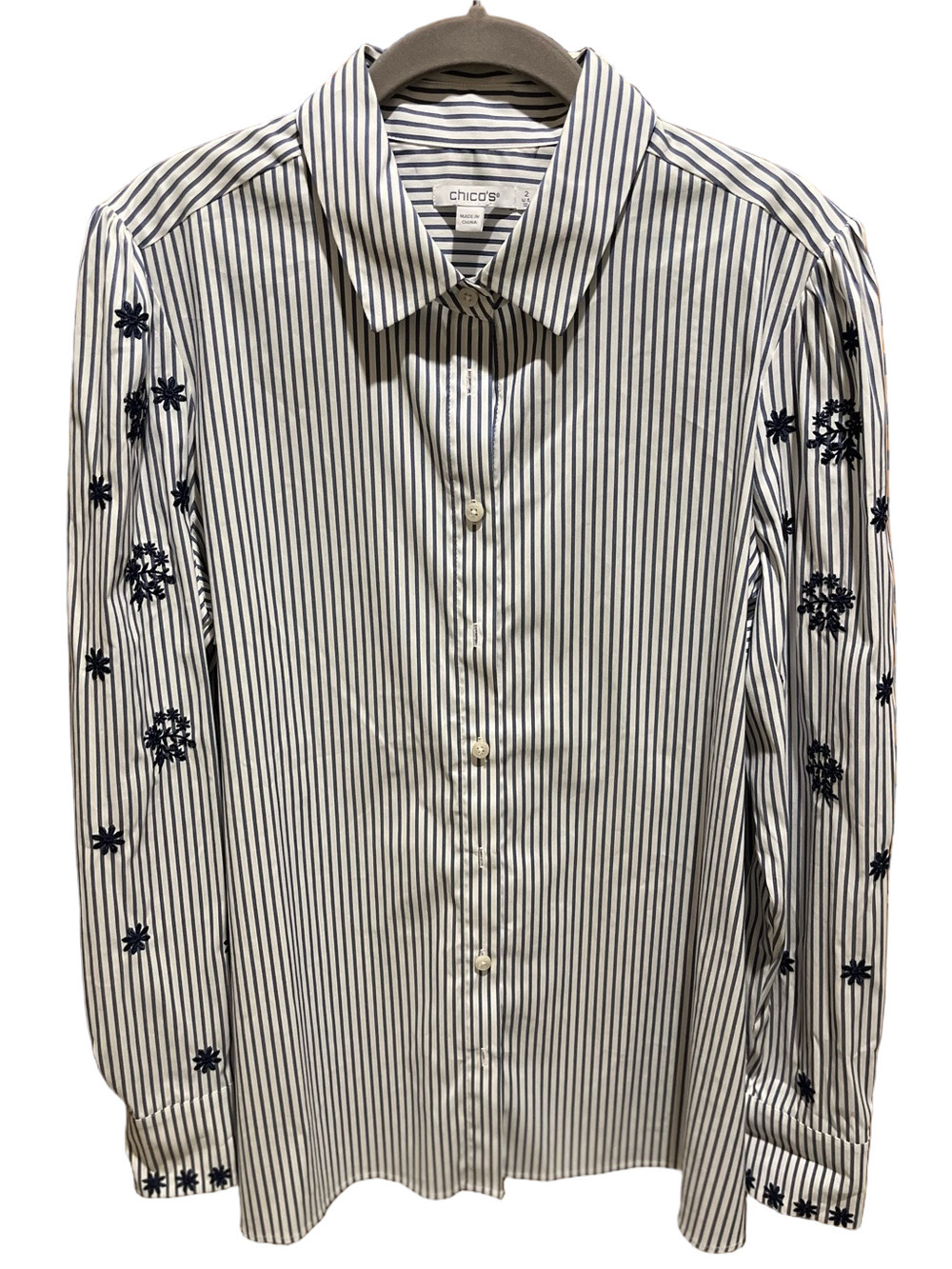 21. WOMENS CHICO’S 2/L DETAIL TOP